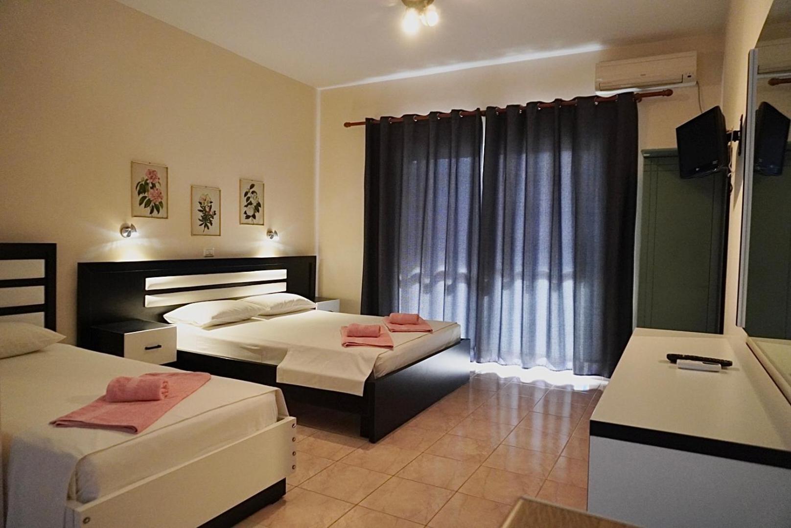 Marku Palace Ksamil Room photo
